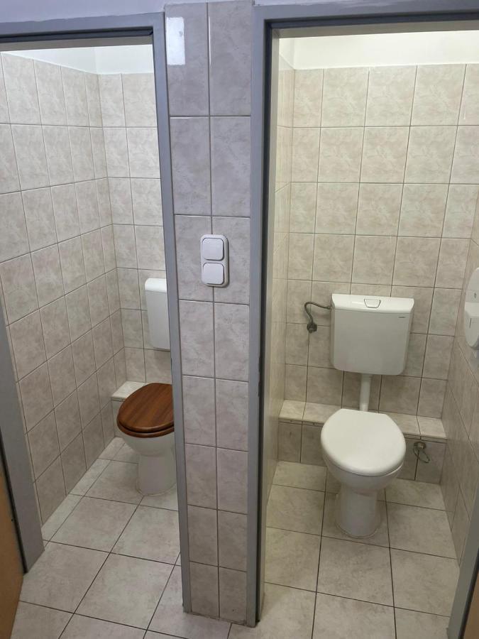 بودابست Viola Hostel المظهر الخارجي الصورة